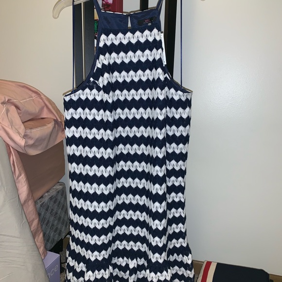 Trina Turk Navy & White Chevron Dress - Picture 1 of 3